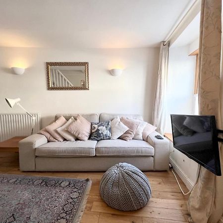 Pass The Keys 64 Church Street Characterful 2-Bed Cottage In The Heart Of Town Kingsbridge (Devon) Exterior foto