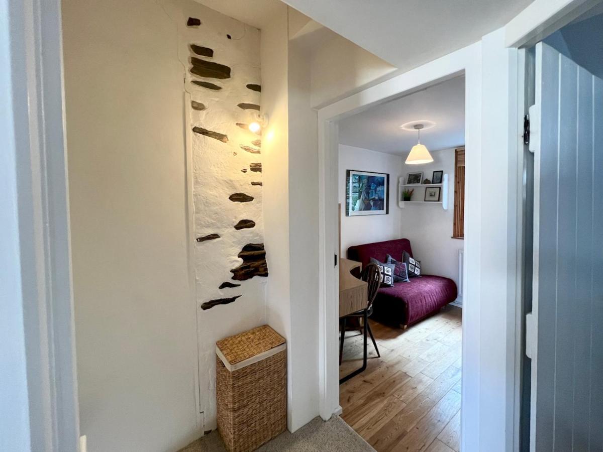 Pass The Keys 64 Church Street Characterful 2-Bed Cottage In The Heart Of Town Kingsbridge (Devon) Exterior foto
